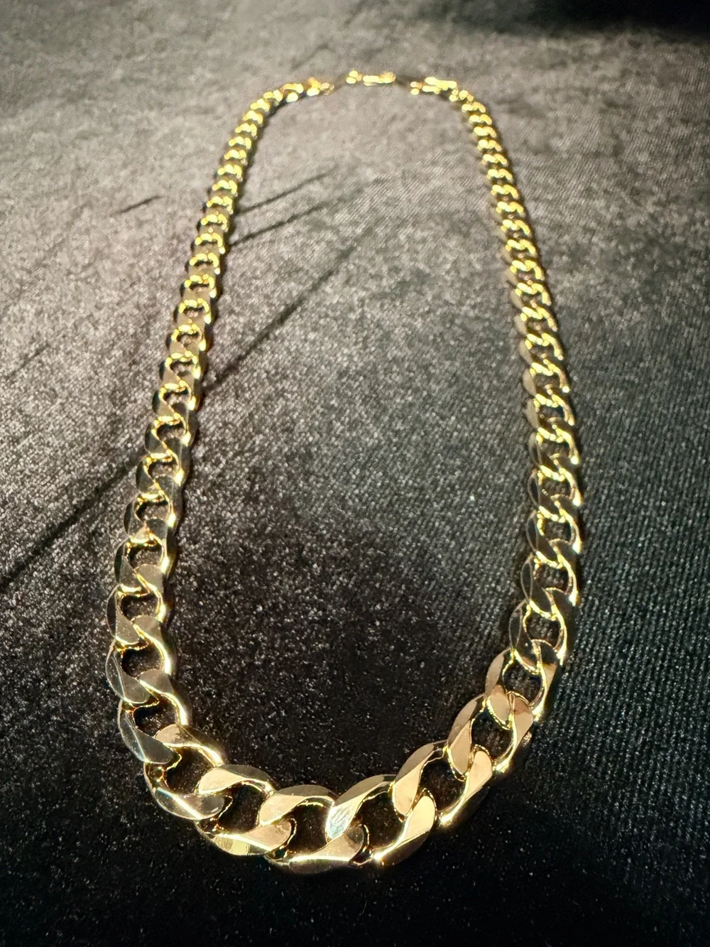 Cuban Necklace 20in 9.3MM 14K Stamped Gold Filled. You’ll Stand Out! Brand New